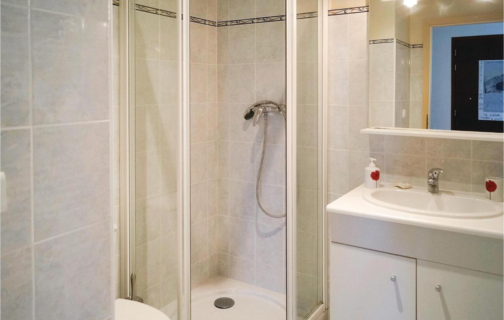 Cozy Apartment In Premanon With Kitchenette ภายนอก รูปภาพ